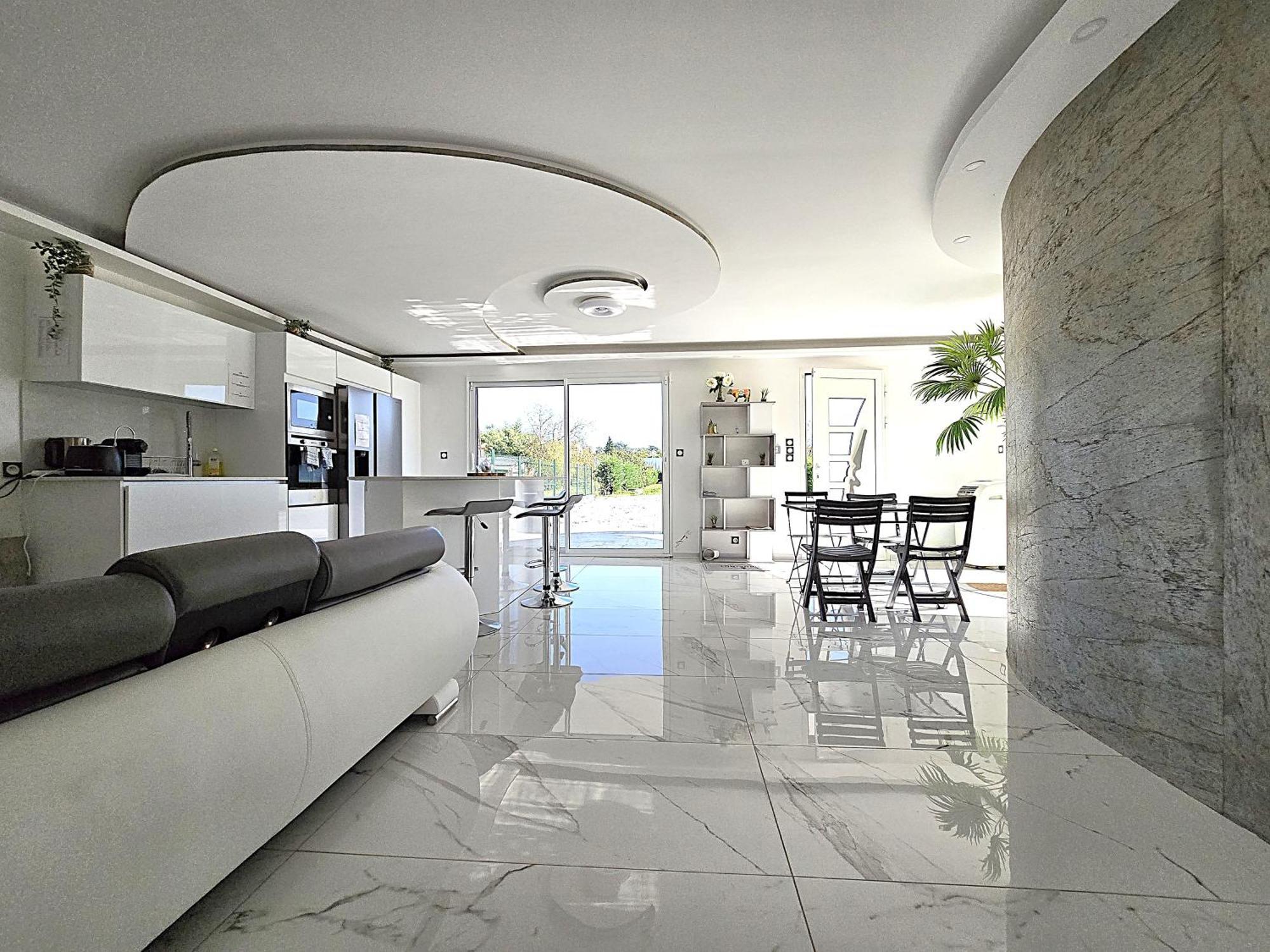 מונטובן Maison Sapiac - 4Pers - 2 Chambres - 3 Lits - Clim Reversible - Terrasse Ombragee Et Grand Jardin - Piscine Saison Estivale מראה חיצוני תמונה
