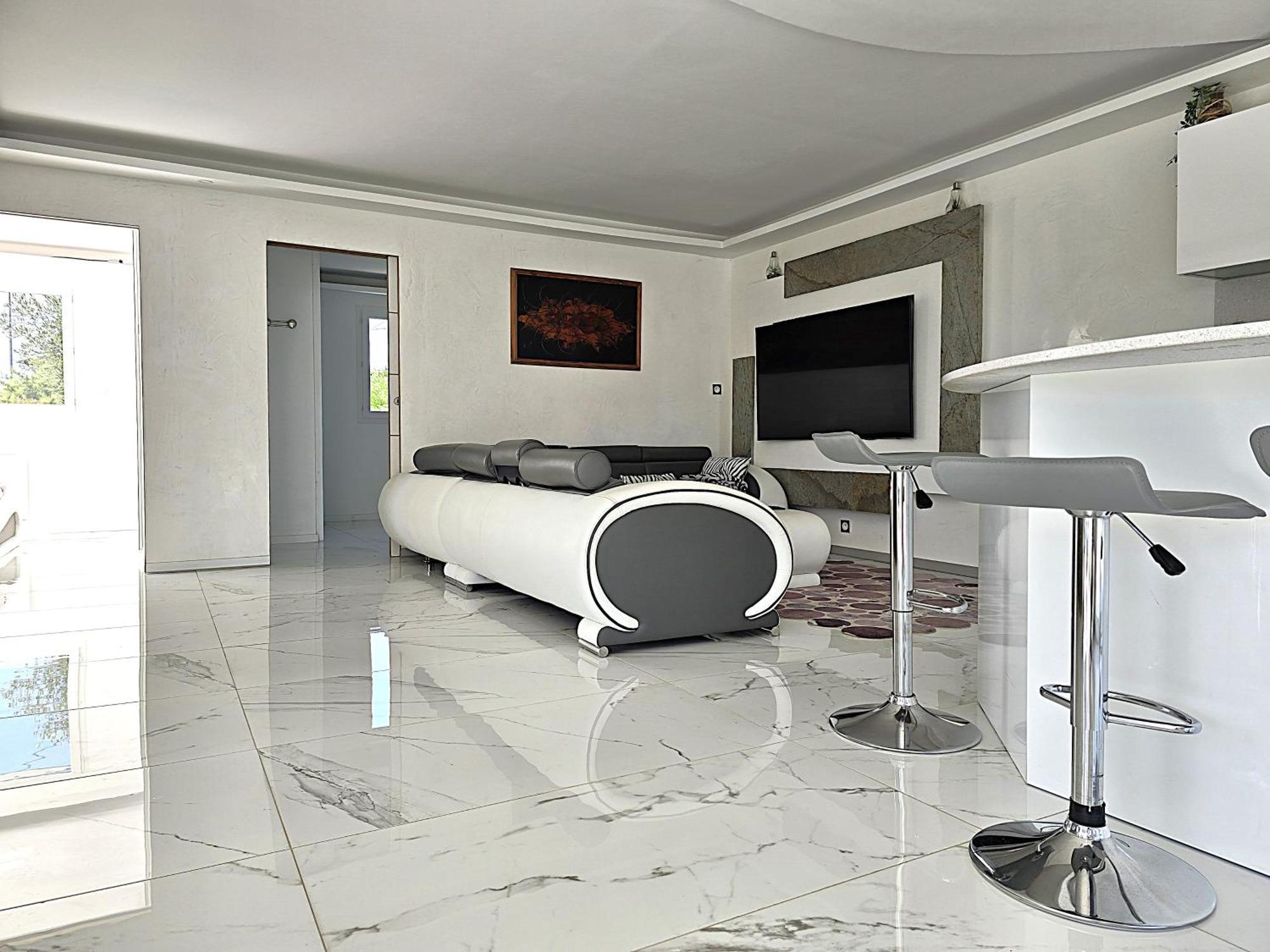 מונטובן Maison Sapiac - 4Pers - 2 Chambres - 3 Lits - Clim Reversible - Terrasse Ombragee Et Grand Jardin - Piscine Saison Estivale מראה חיצוני תמונה